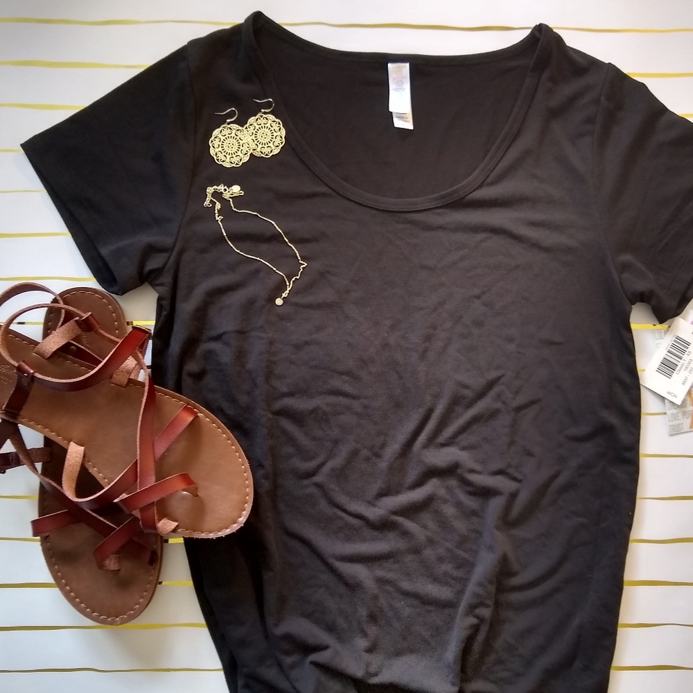 LuLaRoe Classic T XS NWT